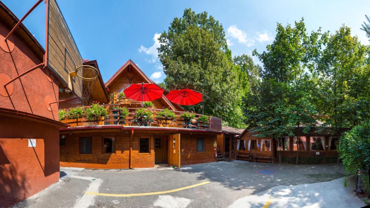 Pensiunea Casa Verde Bucuresti Экстерьер фото