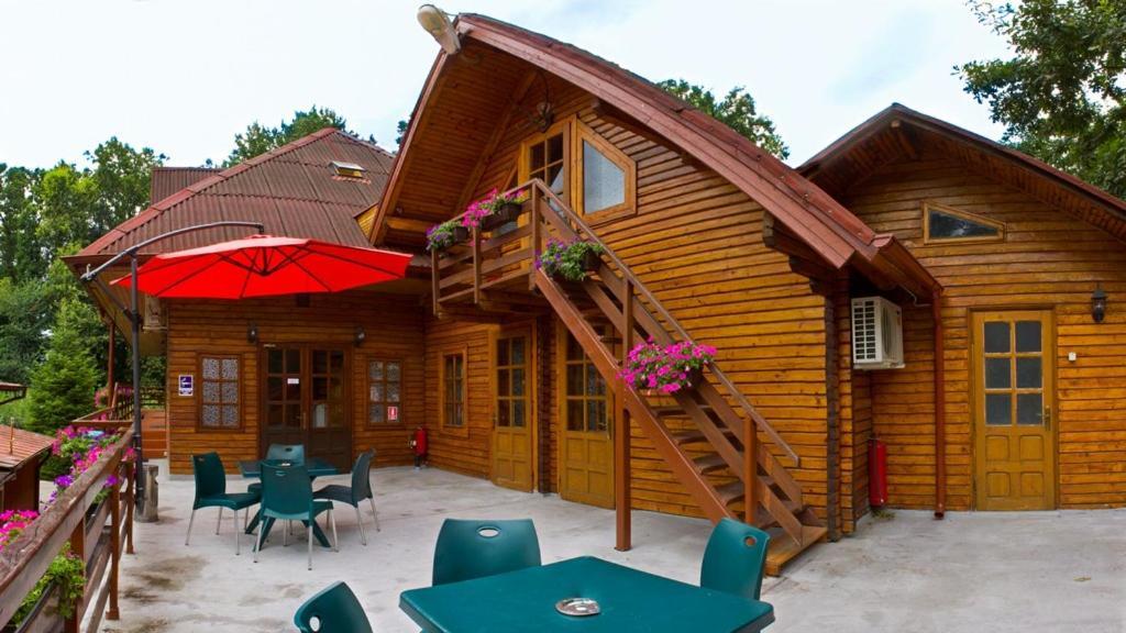 Pensiunea Casa Verde Bucuresti Экстерьер фото