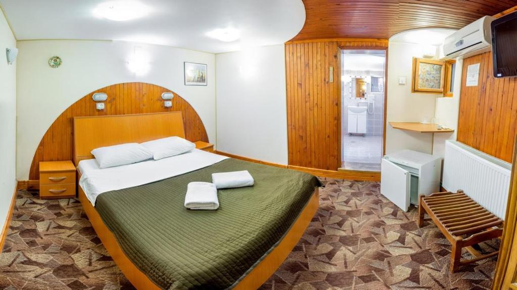 Pensiunea Casa Verde Bucuresti Экстерьер фото